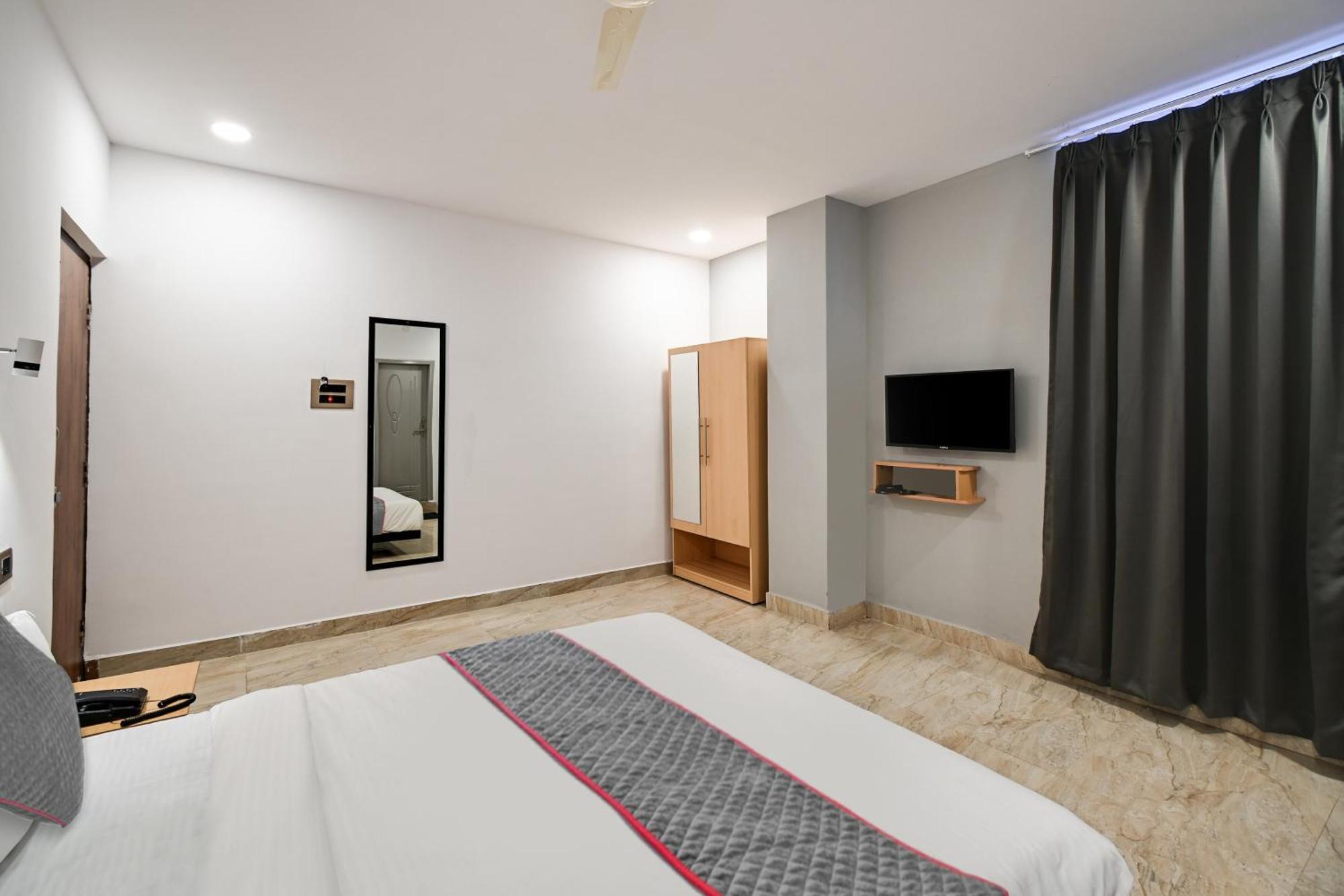 Super Townhouse De Alphabet Karmanghat Hajdarabad Zewnętrze zdjęcie